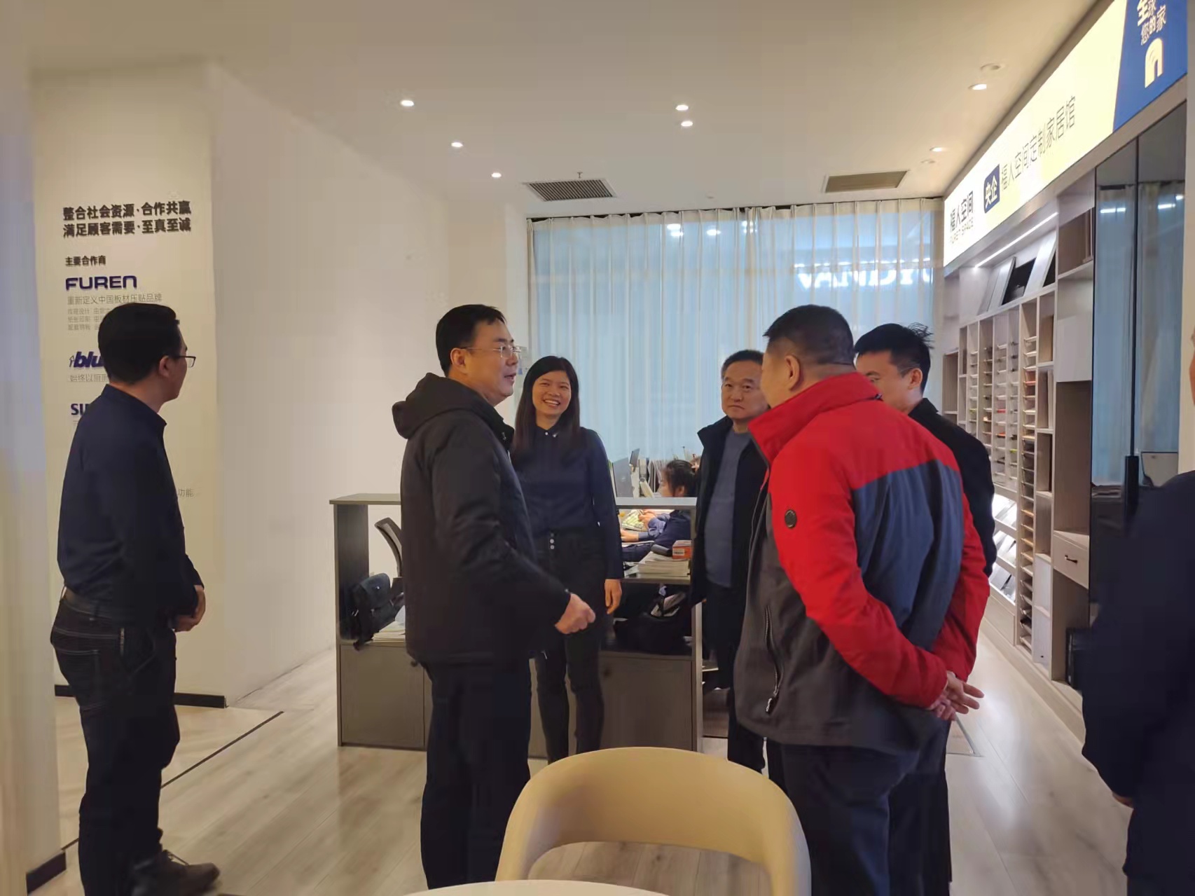 �й���ҵ�����쵼ݰ������pg�������п���(ͼ3)